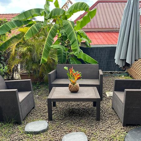 Agreable Appartement En Rez-De-Jardin A 450M De La Mer Sainte-Anne Exterior foto